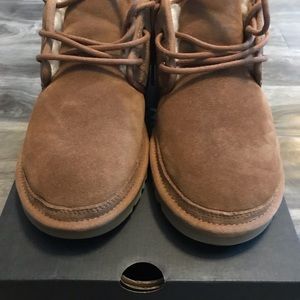 Men’s size 10 Uggs!  Wore ONCE!!!